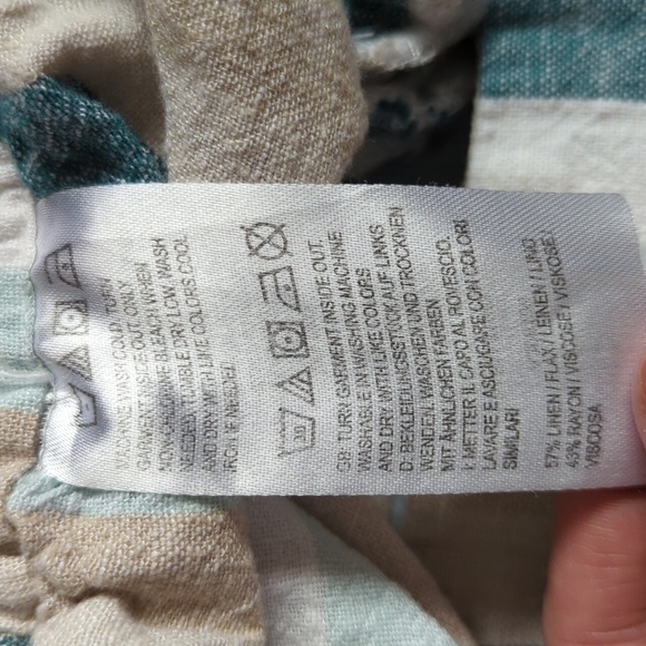 Naturals D&Co Linen Blend Pull on Cropped pants Lagenlook Pockets Button Boho - Picture 5 of 10